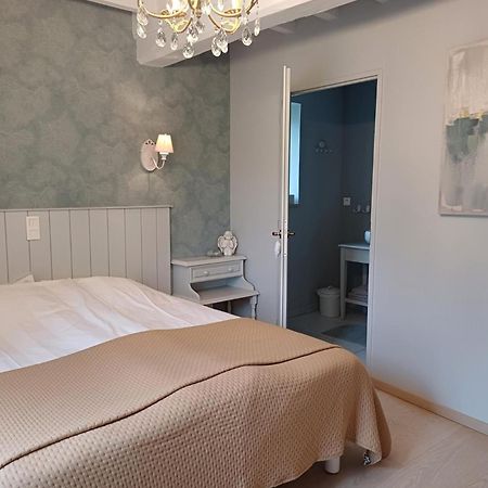 Bed and Breakfast Le Repos Coquelicot Montillot Exterior foto