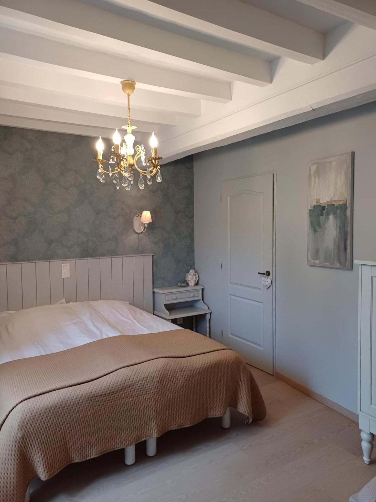 Bed and Breakfast Le Repos Coquelicot Montillot Exterior foto